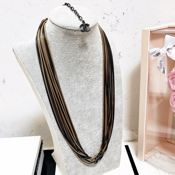 Authentic Chanel Ultra RARE Runway “Liquid Gold” Multi Snake Chain Necklace - Picture 3 of 11